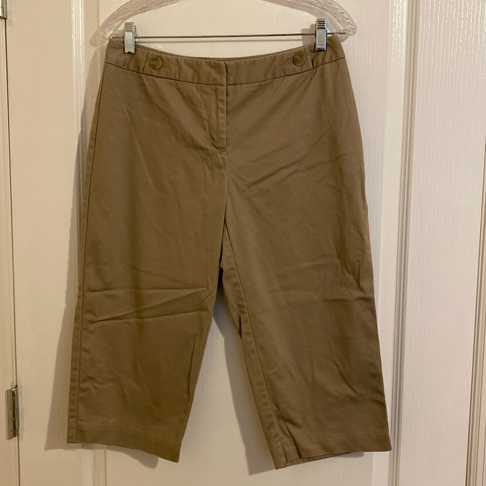 Worthington petite stretch capris size 8P
